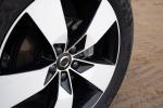 Volvo XC40 T3 Momentum 2018 года (UK)